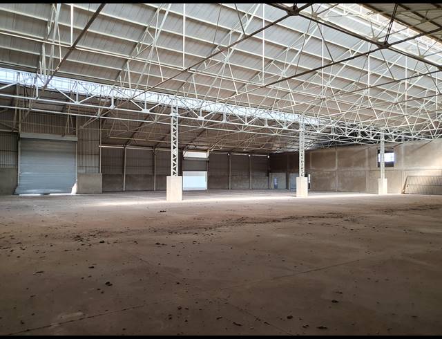 6,000M² WAREHOUSE FOR SALE IN ALBERTON NORTH